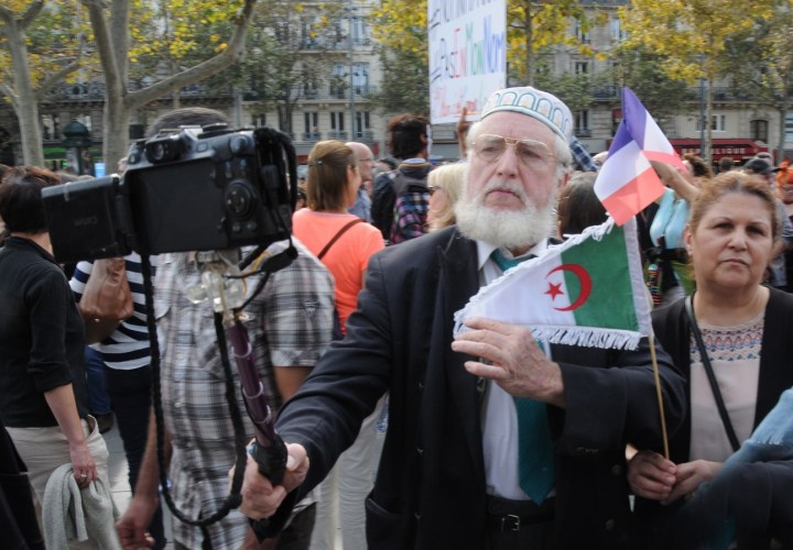 Manif daech république selfie (Copier)