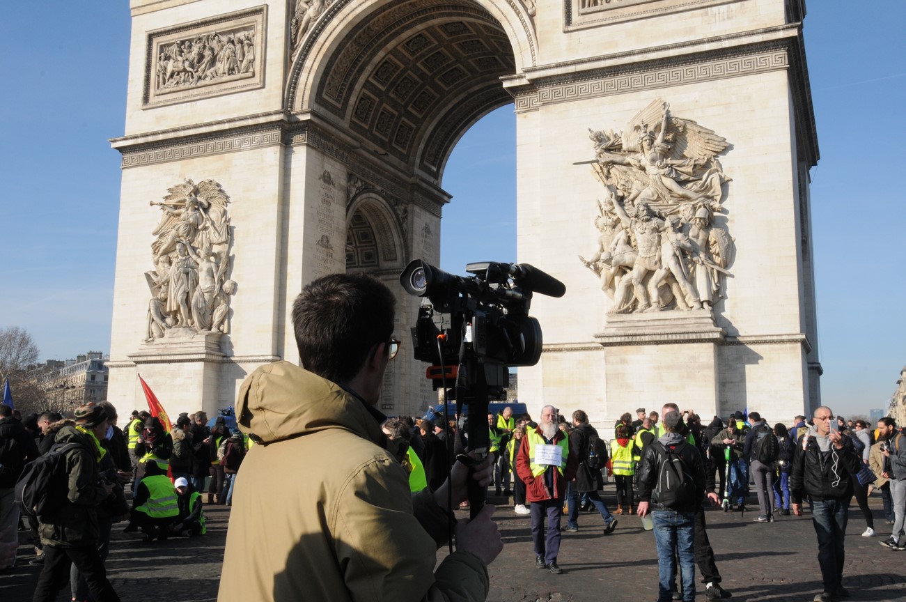 Gilets jaunes manif XIV ème acte 16 février 2019 (médias journalistes ) (2) (Copier)